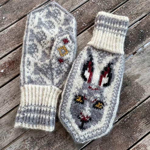 Rabbit Mittens Stranded Colorwork Help Along