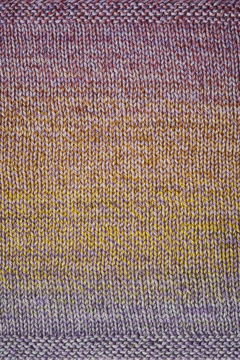 Urth Yarns Spiral Grain Light Worsted Wisteria swatch