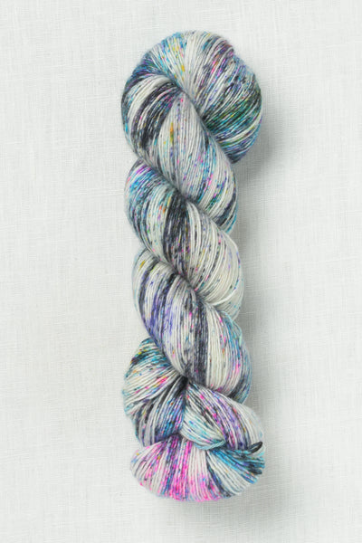 Madelinetosh Tosh Silk Cloud Bubblegum Alley
