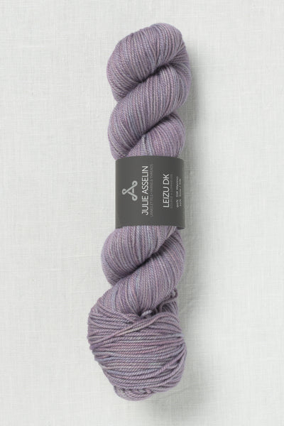 Julie Asselin Leizu DK Weathered