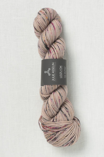 Julie Asselin Leizu DK Fleurs pressées