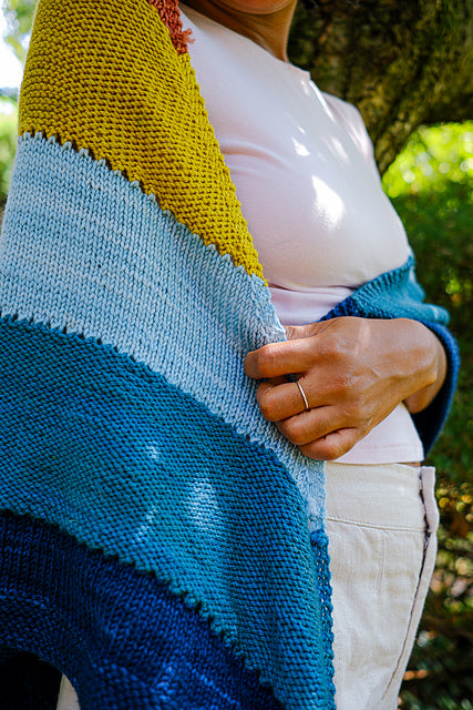 Belina Shawl by Jocelyn Tunney