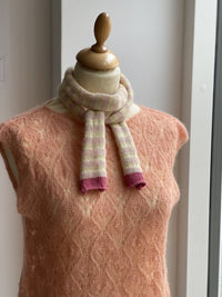 Hydrangeas Top in Midnatssol by Trine Meulengracht