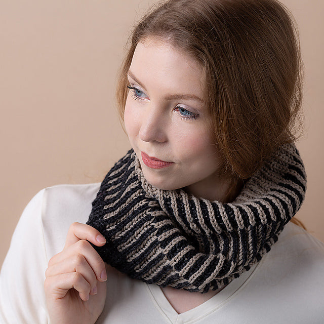 Desert Shade Cowl by Pascuali Designs