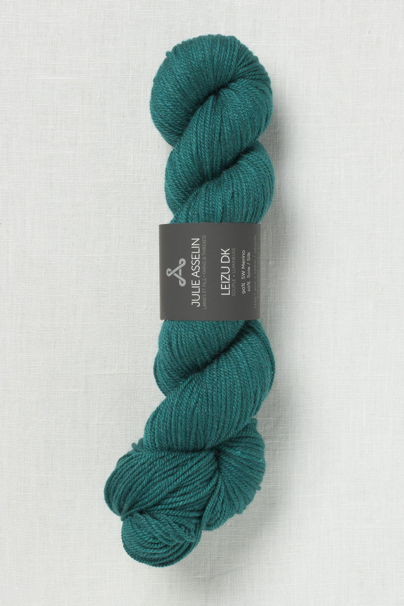 Julie Asselin Leizu DK Hemlock