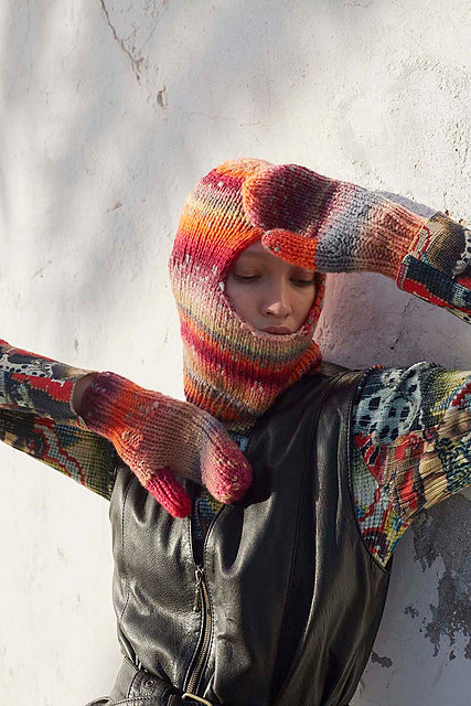 Radiant Sun by WOOLADDICTS Design Team