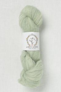 La Bien Aimee Little Kumo Lichen