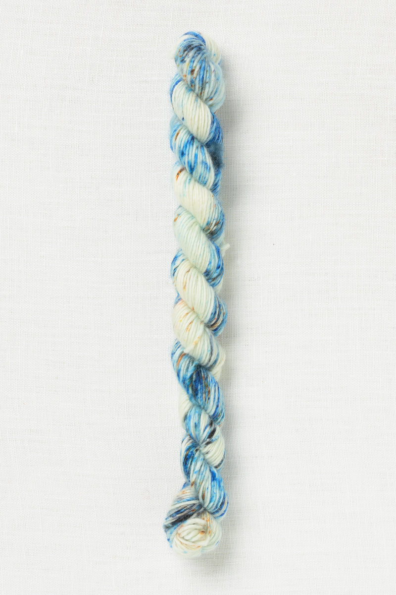 Madelinetosh Unicorn Tails Lyra Silvertongue