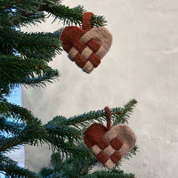 Olives Christmas Heart by Pernille Larsen