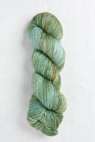 Madelinetosh Biggie Lost in Trees / Solid (Core)