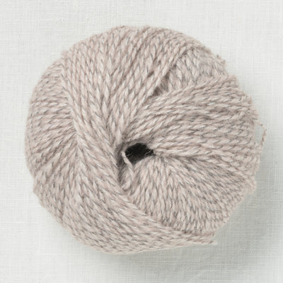 Universal Yarn Linear 104 Abstract