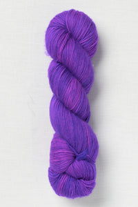 Madelinetosh ASAP Center of Attention
