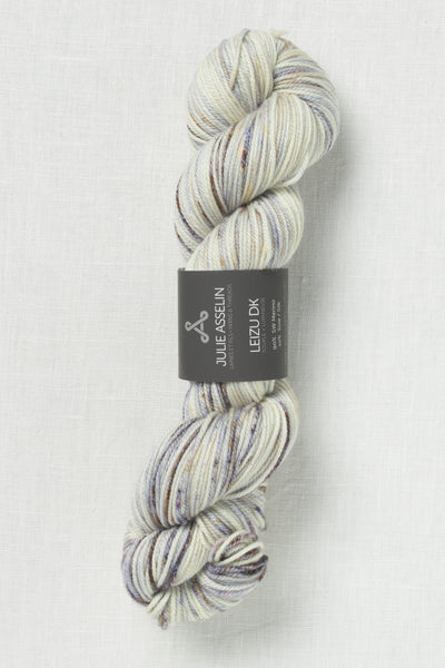 Julie Asselin Leizu DK Intrigue