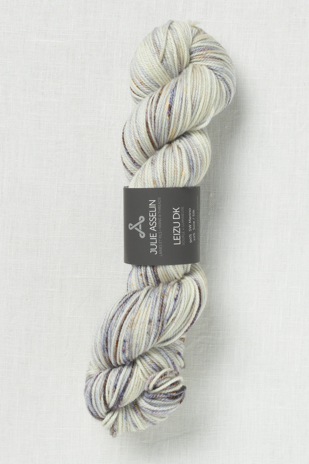 Julie Asselin Leizu DK Intrigue