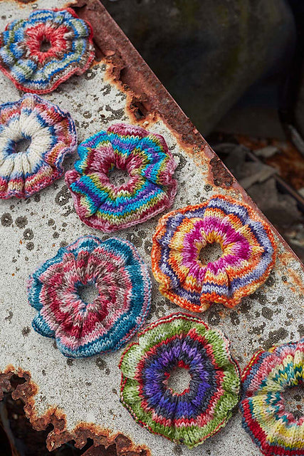 MOVE UP by WOOLADDICTS Design Team