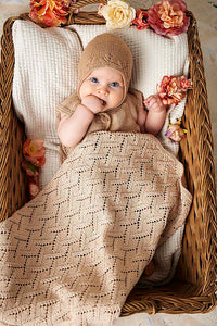 Solveig Bonnet by LANGYARNS SWITZERLAND