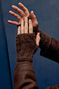 Britt Wrist warmers by LANGYARNS SWITZERLAND