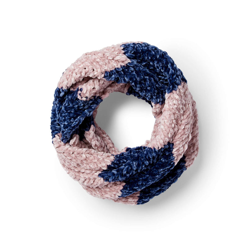 Knit Chevron Cowl by Bernat Design Studio