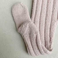 Olive's Ribbed Tights by Pernille Larsen