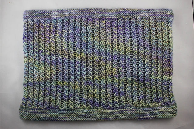 Amaranto Cowl by Kristel Nieves