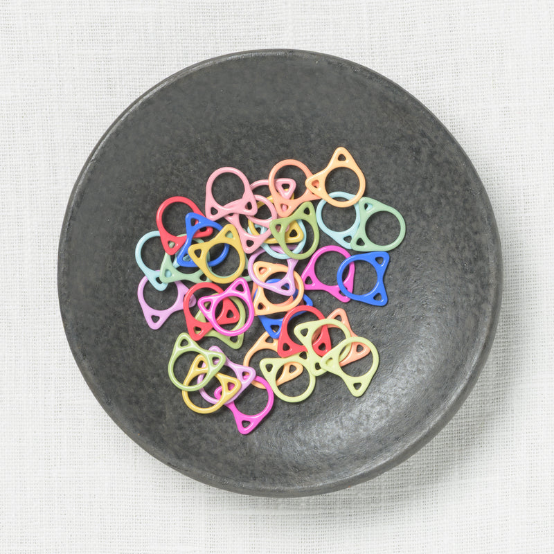 Free - Happy Cat Ring Markers (up to US 11)