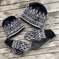 Redd Barna – Hat and Mittens