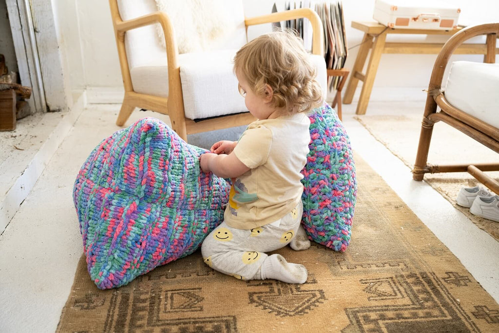 Pyramid Pillows (Knit) by Lion Brand Yarn