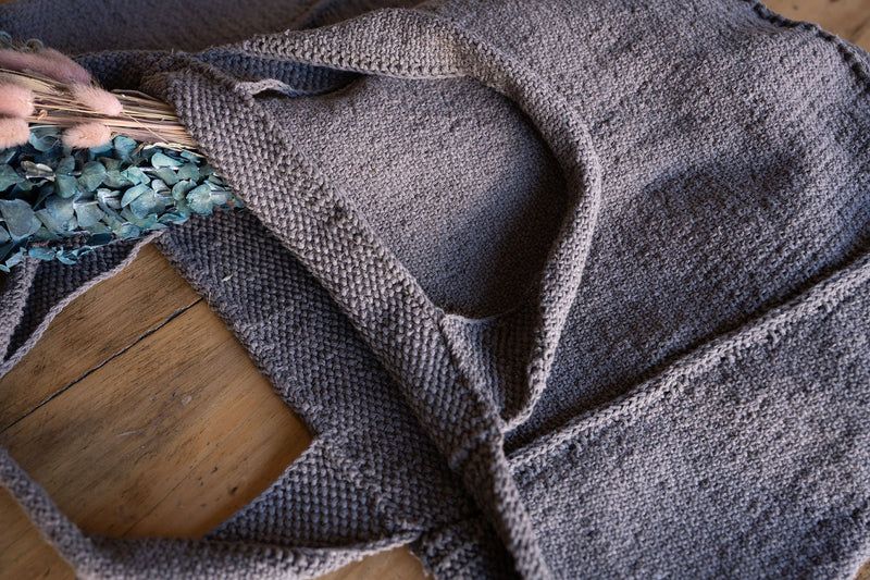 Hoboken Tote (Knit) by Lion Brand Yarn