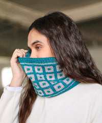 Plaza Cowl by Kristel Nieves