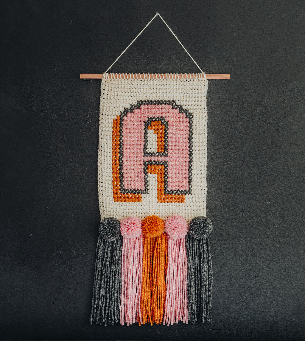 The Tunisian Crochet Handbook: A Beginner's Guide by Toni Lipsey