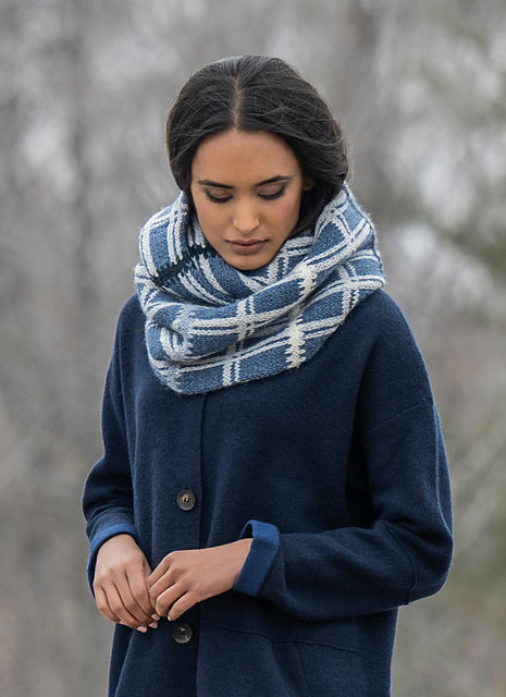 Aurora Infinity Cowl by Michele Frazzetta