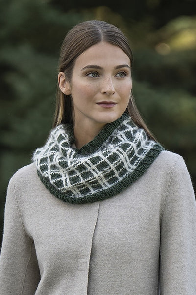 Emerald Isle Cowl by Mary Pranica