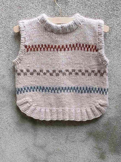 Pippi Poncho by Pernille Larsen