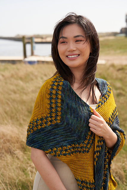Wells Shawl by Elena Fedotova