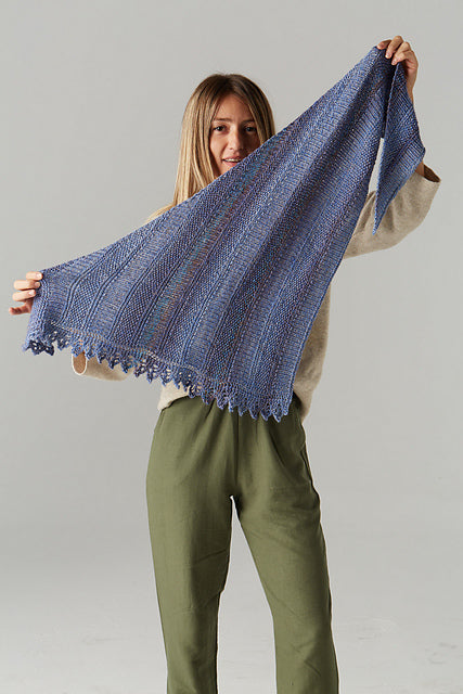 Tarla Shawl by Catherine Salter Bayar