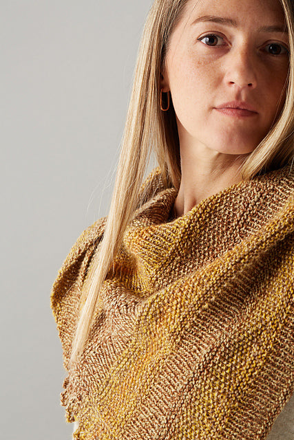 Tarla Shawl by Catherine Salter Bayar