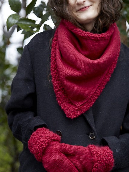 Twofold Bandana by Nina Holubcova