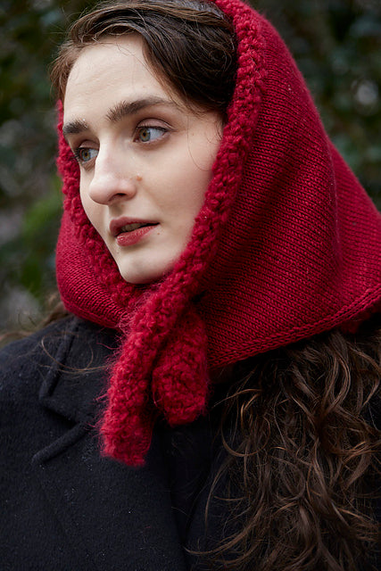 Twofold Bandana by Nina Holubcova