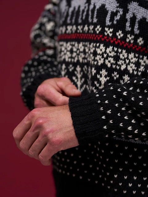 Nicholas Mens Festive Jumper by Rosee Woodland
