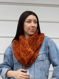 Atardecer Cowl by Florencia Fabró