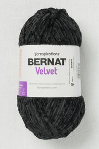 Bernat Velvet Blackbird