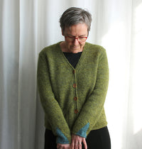 Åsa Tricosa Ziggurats: 16 Elegantly Seamless Knits