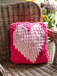 Magic Heart Pillow (Crafts) by Lion Brand Yarn