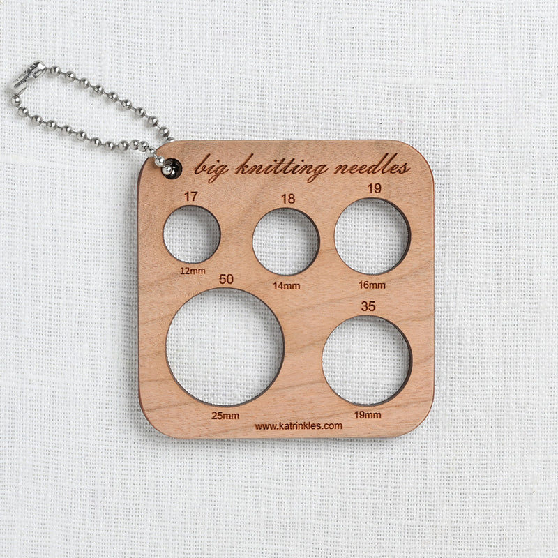 Katrinkles Big Knitting Needle Gauge Fob