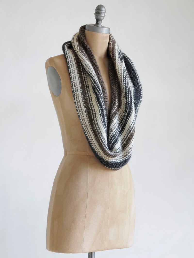 Shadow Capelet