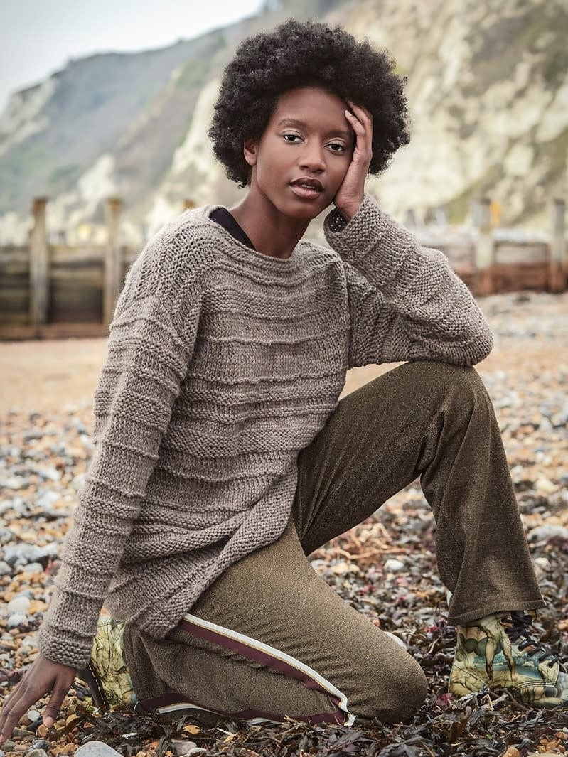 Pebbles Pullover