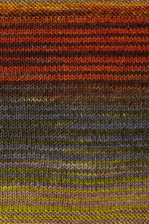 Urth Yarns Uneek DK 6001 swatch