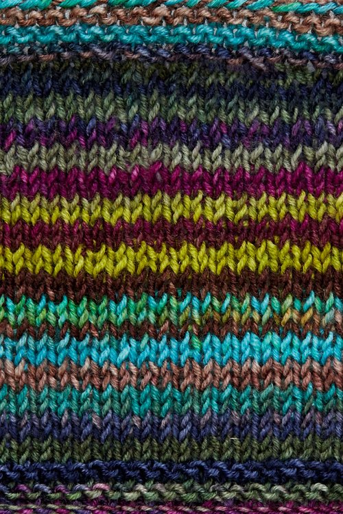 Urth Yarns Uneek Fingering 3012 swatch