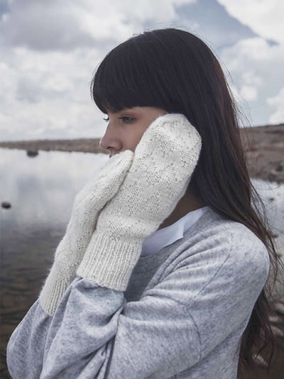 Nieves Mittens