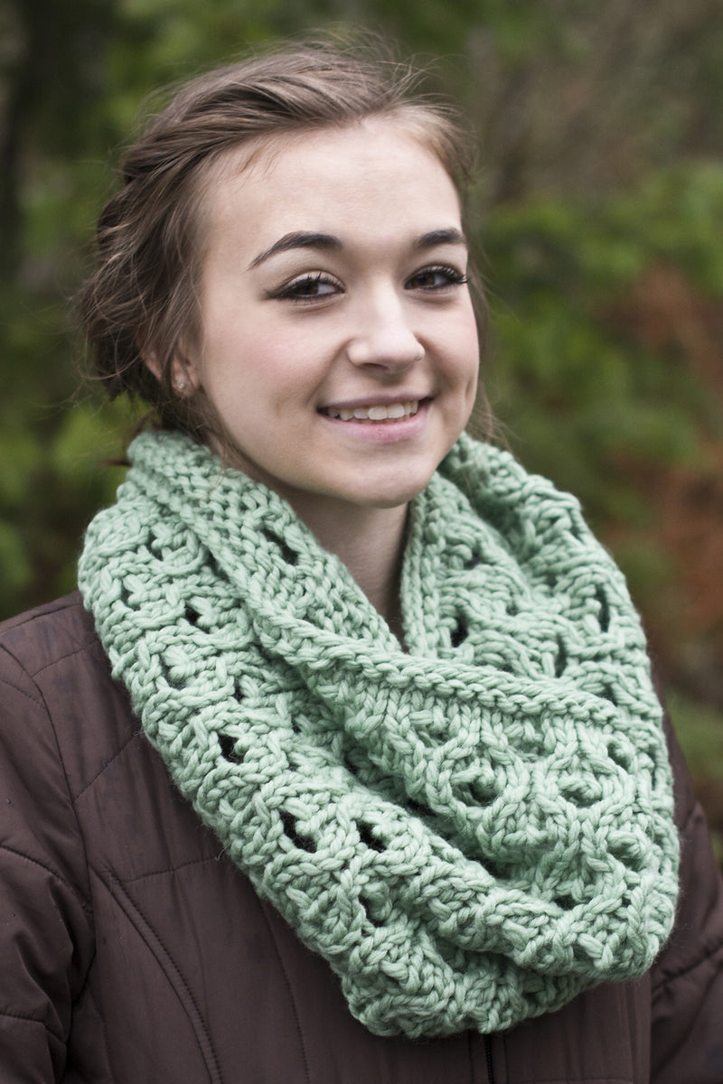 Pensativa Cowl